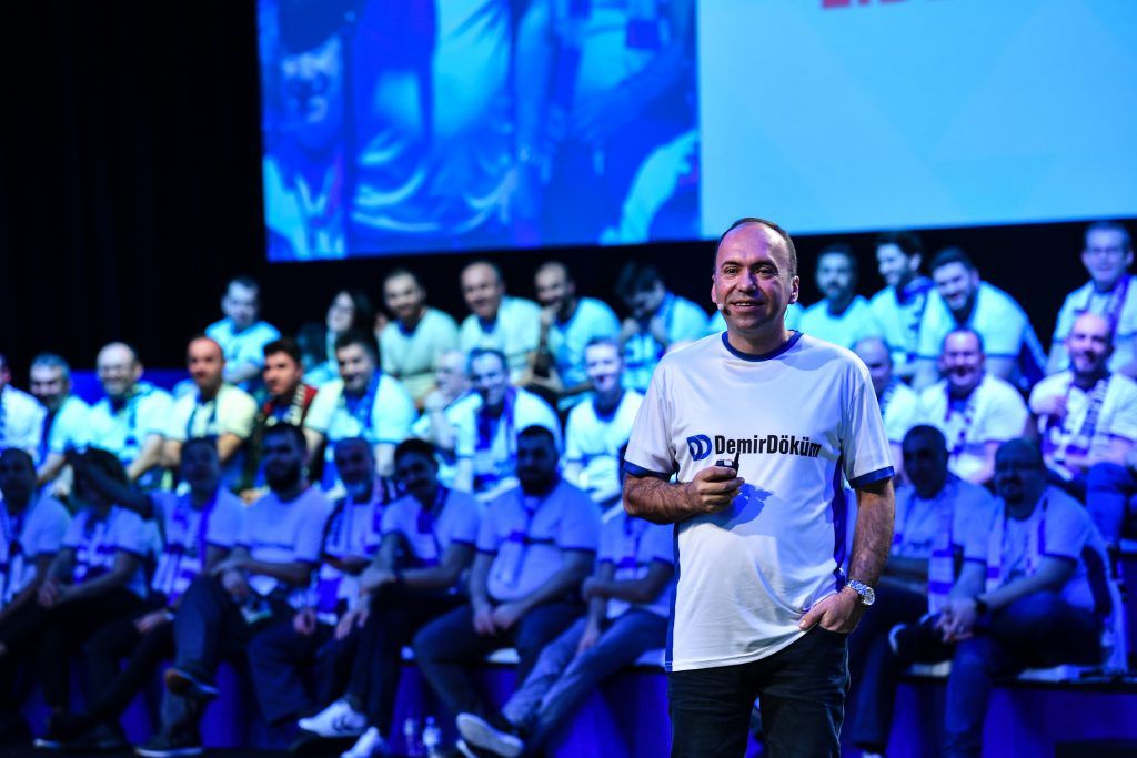 insaat_dunyasi's tweet photo. DemirDöküm CEO'su Alper Avdel: Hedefimiz açık ara liderliğimizi sürdürmek https://t.co/OeJmq9LLHK @DemirDokum @VaillantTR #alperavdel #hasaneren #bilgekiran #ufukatan https://t.co/WvRLrnEzfq