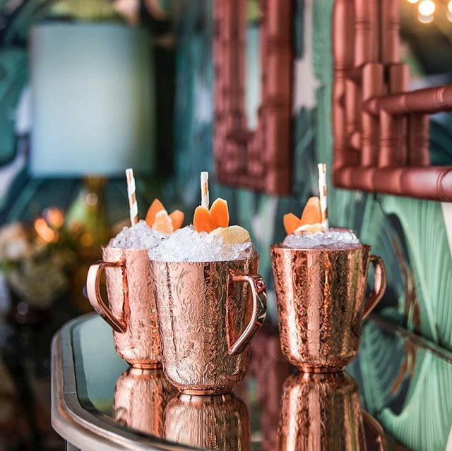 Carrots are available pretty much year round, and it's easy to forget how naturally sweet they are, bringing a little orange sunshine to even the coldest months. We teamed the juice with Absolut Elyx, honey, and topped it with fiery ginger beer for an un… ift.tt/2IJfK7e