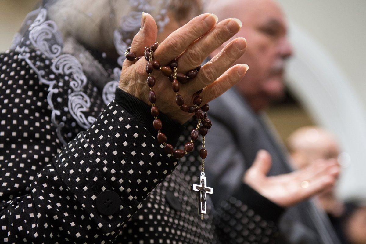 CardinalNichols's tweet photo. As we move to the next phase of the response to #coronavirus the emphasis is very much on protecting the elderly, esp those who are particularly vulnerable. This will be a priority well understood &amp; quickly accepted by the Catholic community &amp;, I am sure, throughout our society. https://t.co/d214APC1SI