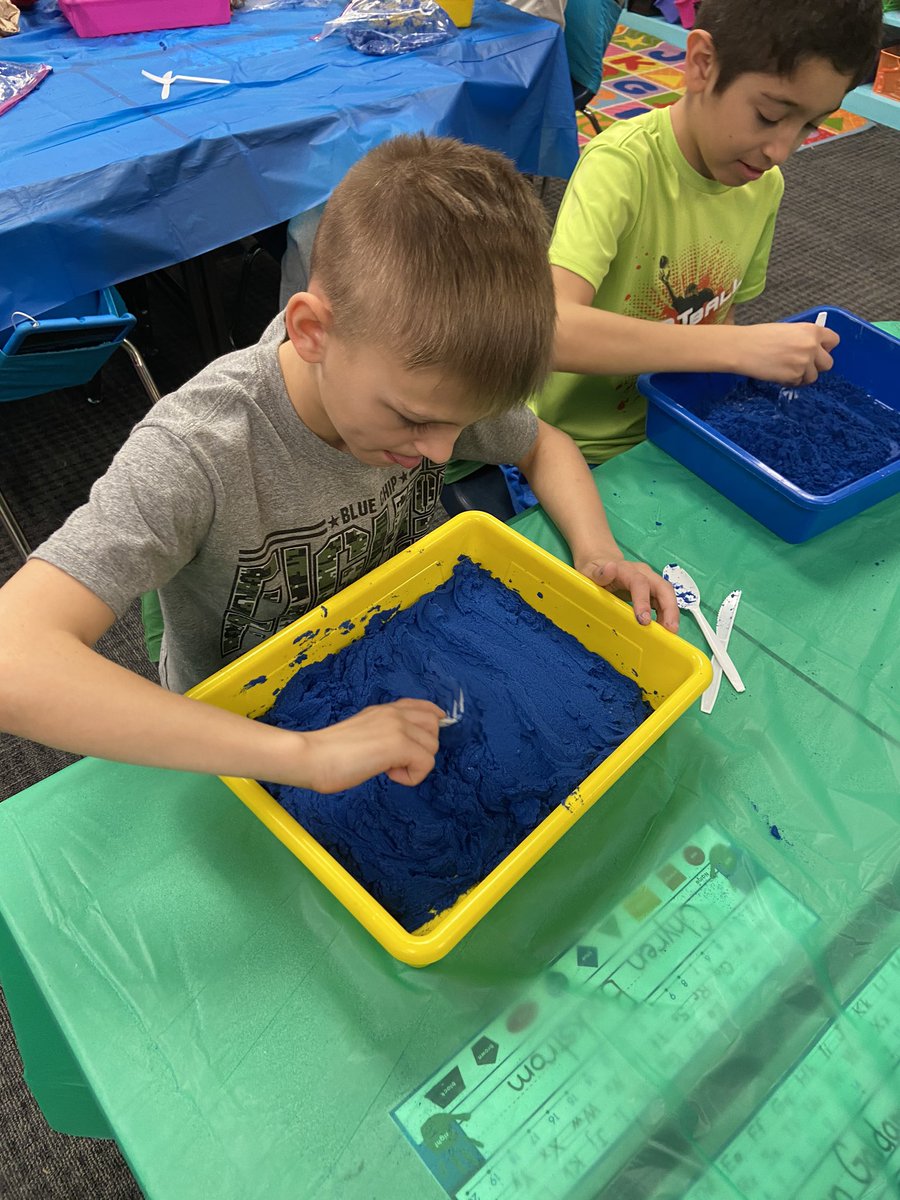 Julie Schlessman tweet media