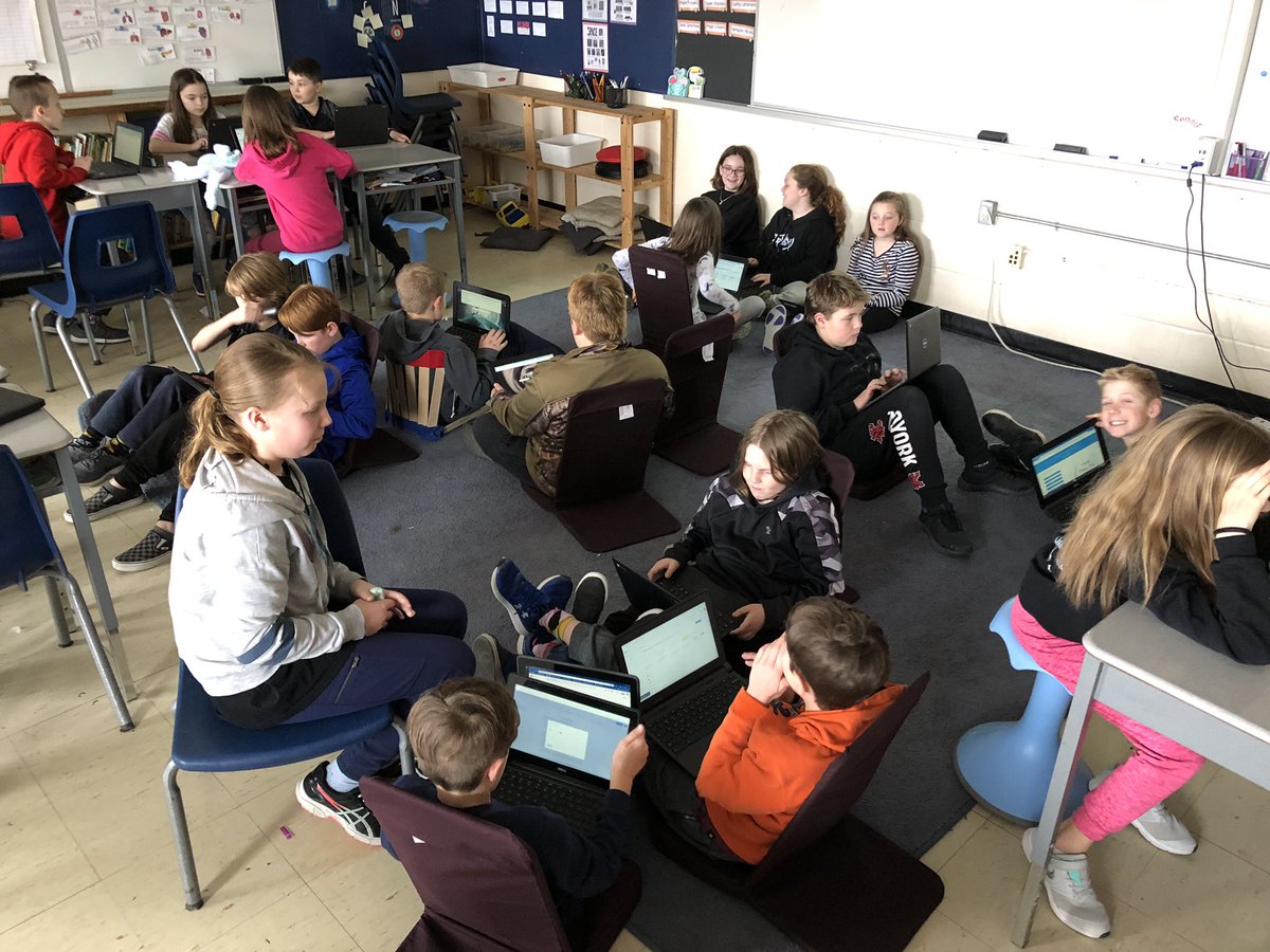 Millers_Class's tweet photo. Thank you @MCKSmithBennett parent council for the BackJack floor chairs! The students appreciate having more flexible seating options in our classroom. #ThatsMSB https://t.co/dxuhUngQCW