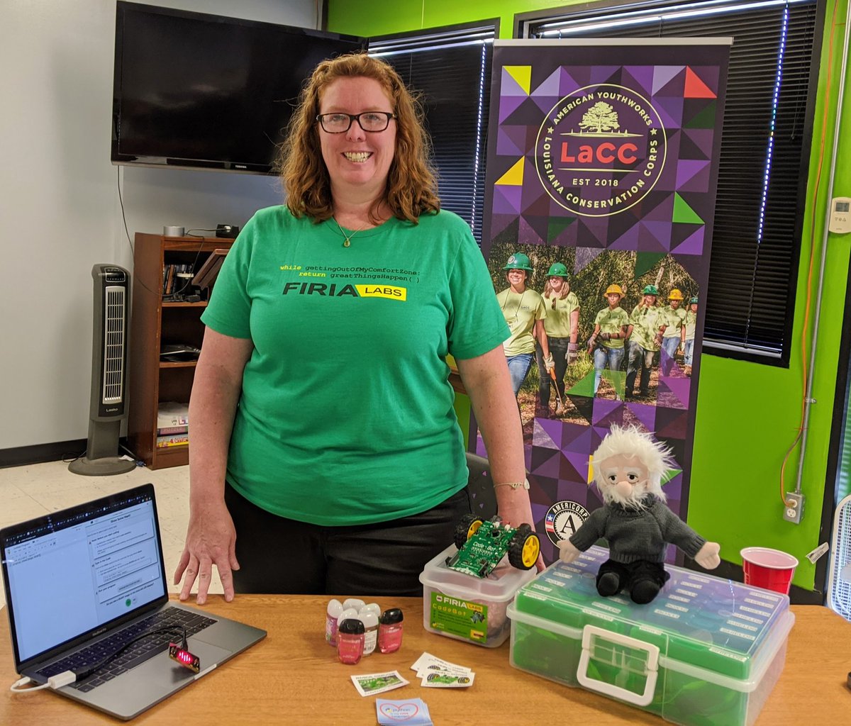 Miss Jami Shields 🔜ISTE #Techucator 🤖👩‍🏫 💻 tweet media