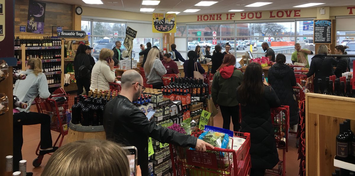 BethValone's tweet photo. @dustinpwalsh Neither is the grocery store. https://t.co/RsgPP4RZq6