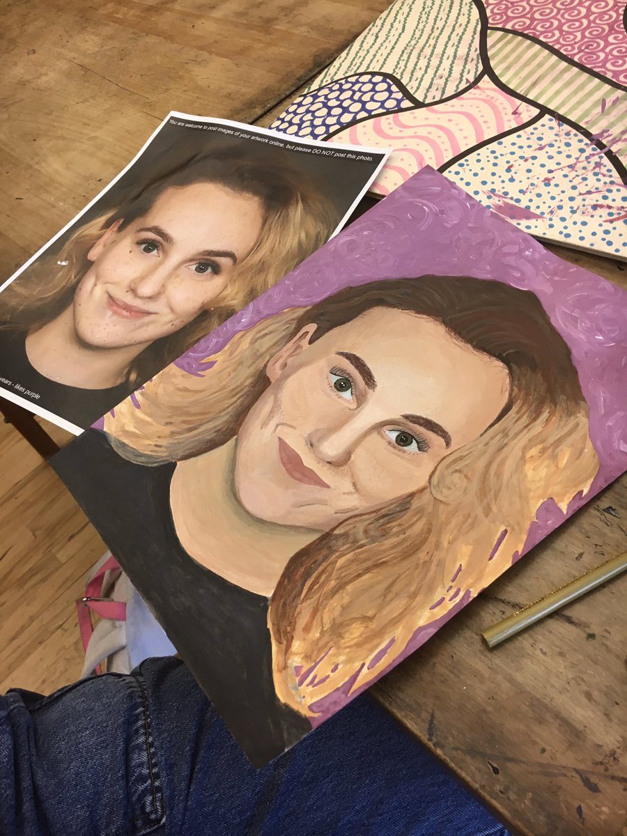 ScottoArt's tweet image. Art 4 working on #thememoryproject, painting and drawing impoverished high school students from Russia #bekind #paintforacause #helppeople