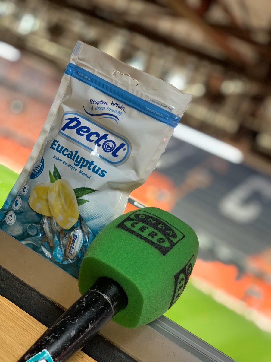 ODValencia's tweet photo. #ValenciaCF 🦇🏆
Cada partido puntuamos a los mejores en #Radioestadiovalenciano con @SonrisasDamel
“Jugador Pectol”
-@FerranTorres20 líder tras el #VCFAtalanta https://t.co/ypAfS4Dg7t