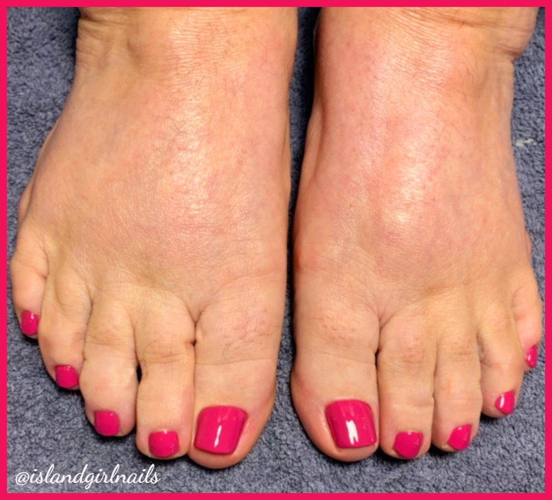IslandGirlNails's tweet photo. Pretty in pink! Is it time for a pedicure? Give us a call at 360-341-1020 or go online to https://t.co/zQCb5QKVy6 and schedule a pedicure!

#islandgirlnails_whidbey #nailsalon #whidbey #whidbeyisland #clintonwashington #womanownedbusiness #pedi #pedicure #footcare https://t.co/FBrv0MyCn9