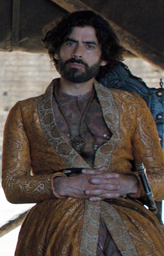RedditFreeFolk's tweet photo. Martell (Prince of Dorne) was my favorite character introduced in Season 8. He was unnamed, had no dialog, and only appeared in the finale, yet his inclusion raises so many questions. @ r/FreeFolk > https://t.co/pFQYCxvV8h #GameofThrones #GoT #GoTtoGive #freefolk https://t.co/4tJCmAgfN2