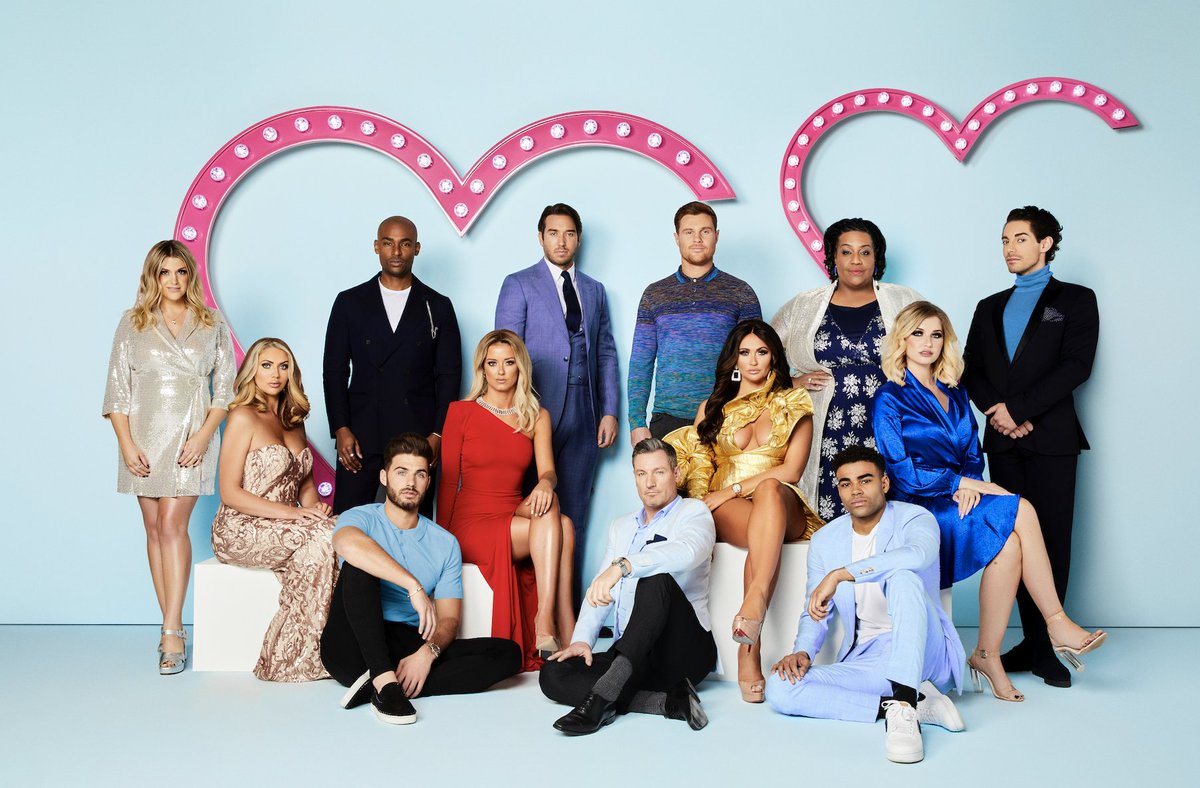 CelebsGoDating's tweet photo. What a beautiful bunch! 🤩😍 We're back tomorrow night for the final week of #CelebsGoDating and AN INCREDIBLE abroad trip 🌴 Sunday - Thursday 9pm E4 https://t.co/nN5QtAKtKW