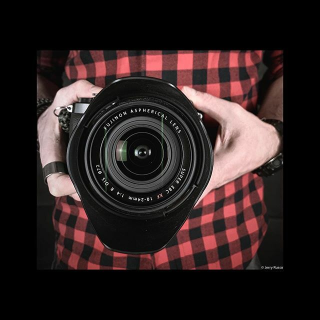 Jerry2781's tweet photo. Me&Fuji
#fujifilm #fujifilm_xseries #fujiix #fujixt3 #fijifollowme #fuji #xphotographer #fujilover #fujifilmitalia #fujifeed #wideangle #wideangles #widelens #wideanglephotography #shooting #myself #portraitphotography #portait #portrait #portraits #por⦠https://t.co/jZCcKPjKR7 https://t.co/5kbX9TRXd4