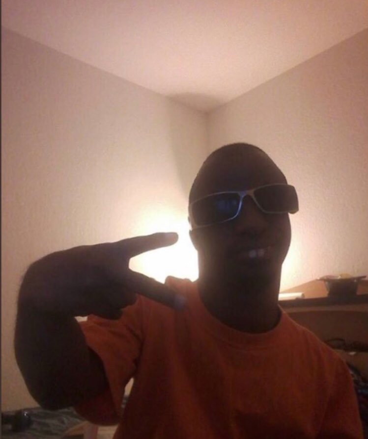 Madiane51's tweet image. Lundi matin quand je vais arriver sur la vidéo conférence de la classe #Covid_19 #CoronaVirusUpdate #coronavirusfr