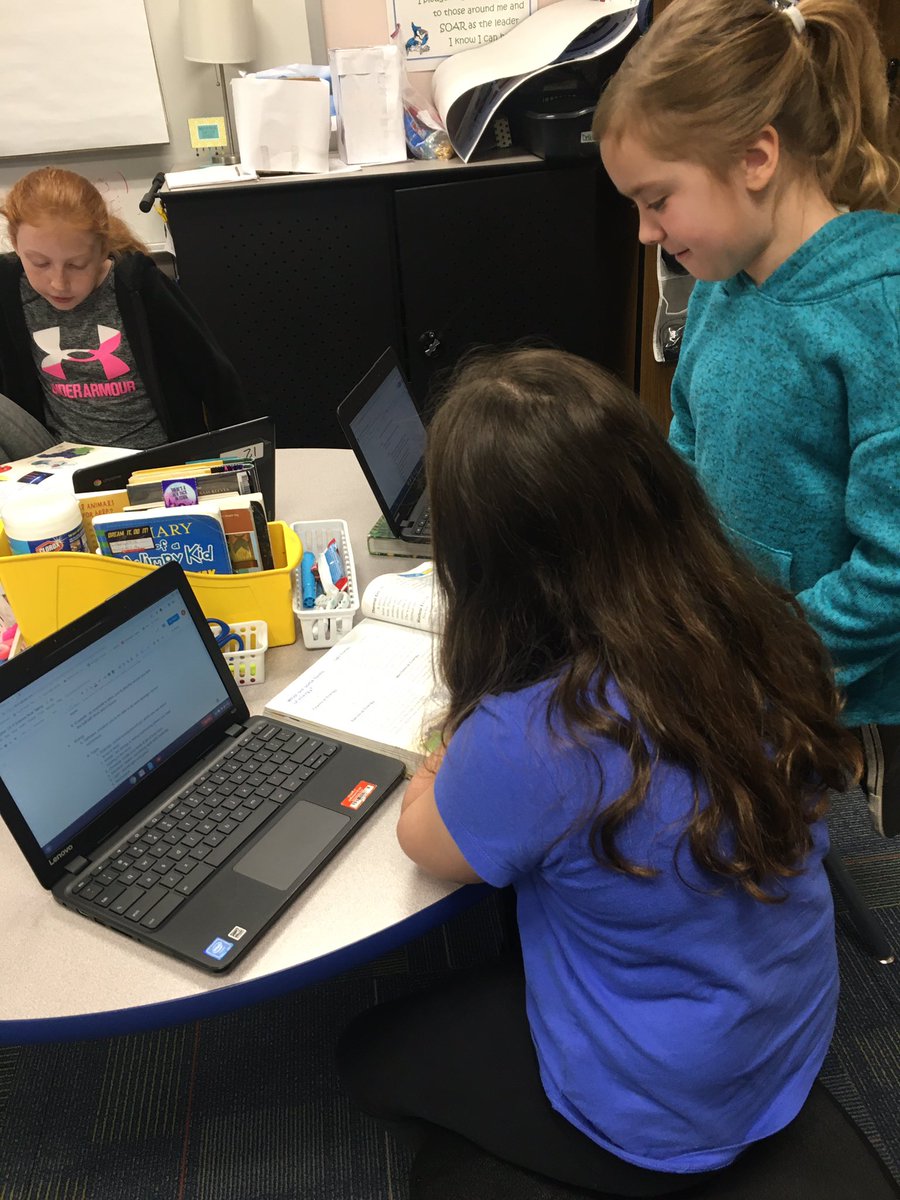 kel_clark2001's tweet photo. Reading our science textbook and practicing typing and note taking in an outline format. On Monday we will conduct experiments to further our understanding. #whatsimportant #mainideas #telegraphisawesome https://t.co/zgPSpNQUBs