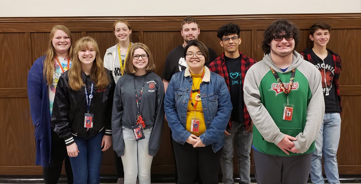 AdamKueltzo's tweet photo. These students were caught...BEING POSITIVE!!! Thank you for going above and beyond, putting in extra time, and showing respect for teachers and your fellow students. #greatqualities @lp_track @LPHS_Activities @chewiehan99 @dfmaren @LPHSTeach_Learn @Steve_Wrobleski https://t.co/25HA6mS18I