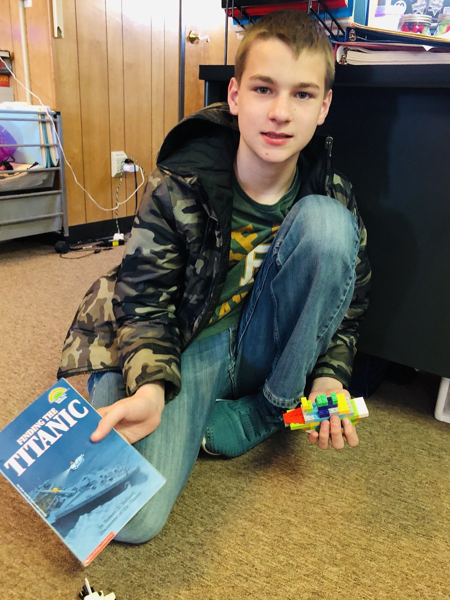 Innovative ways to get books in students hands!  <a href="/LampasasMS/">Lampasas MS</a> #thinkbiglisd