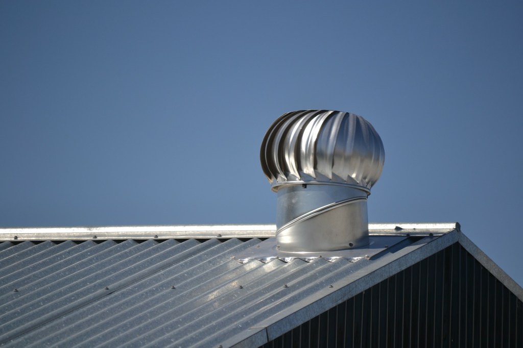 BoneDryCo's tweet photo. Metal Roofing Companies Charleston | Which is the Cheapest? https://t.co/Zp4c7DLNlU https://t.co/ZqlUkegarv