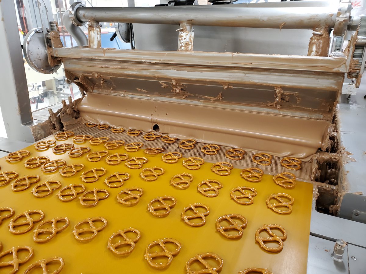 Scott_VSTPGH's tweet photo. A few of my @vstpgh colleagues and I took a sweet trip to @Visit_Wash_PA earlier this week for an enlightening tour of @Sarris_Candies. #somanysamples https://t.co/ei24aLoZGZ
