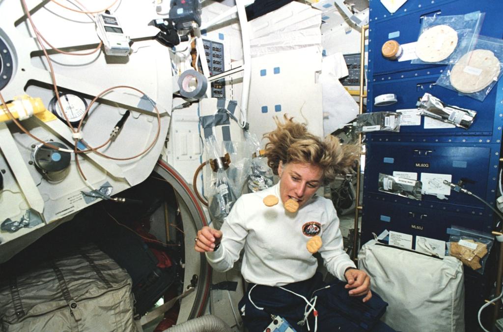 NASA's tweet photo. Today marks the 108th birthday of @GirlScouts in the United States! #BecauseofGirlScouts, generations of girls have been inspired to become leaders in STEM fields — many of whom have gone on to become @NASA_Astronauts! 👩🏿‍🚀👩🏻‍🚀👩🏽‍🚀 https://t.co/1NxIqnpFoE https://t.co/sUIVsewQTl