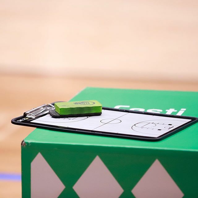 Seoses COVID-19 haigust põhjustava koroonaviiruse levikuga otsustas Eesti Korvpalliliidu juhatus, et kõik alaliidu egiidi all toimuvad võistlused peatatakse teadmata ajaks.

Mängud on seega peatatud mängud järgmistes liigades: PAF Eesti-Läti korvpallilii… ift.tt/39K4MKE