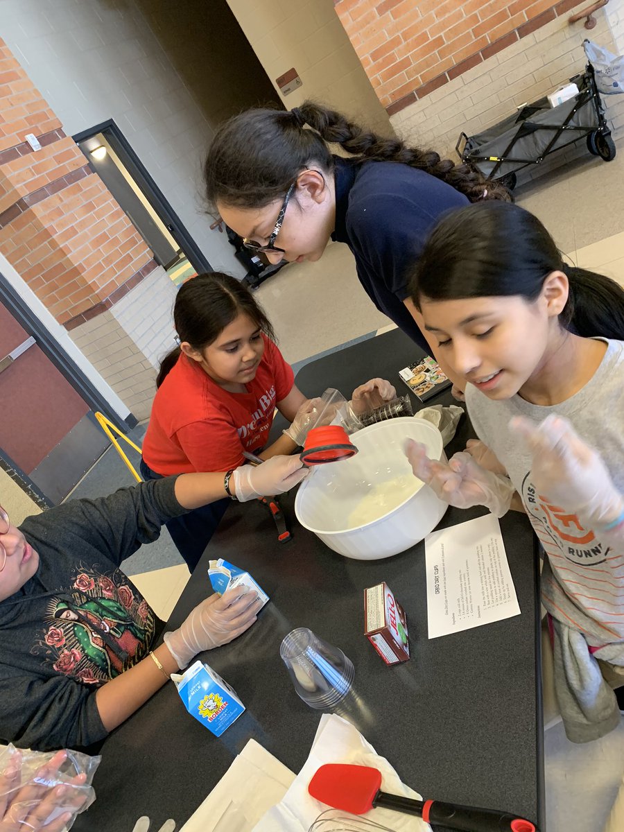 horn_science's tweet image. The girls have to be careful with the recipe and need to convert some of the units to make their dessert. #mathmeetsscience