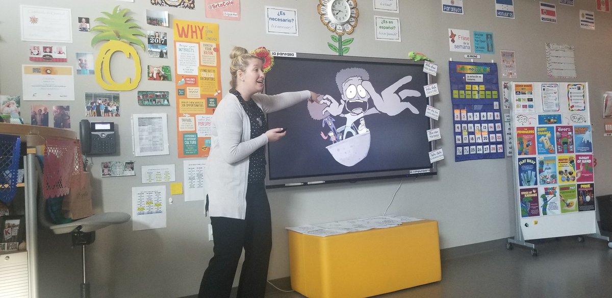SrtaCole's tweet photo. "Pause and Point" is such a simple title for a @senorwooly #WoolyWeek activity, but I just loved how INVESTED my Ss are in the story of Diego and the elaboration of details they have created together.
This has been my first time participating in WW and I'm SO GLAD I DID!! 💚💙 https://t.co/gOZpt5Ps43