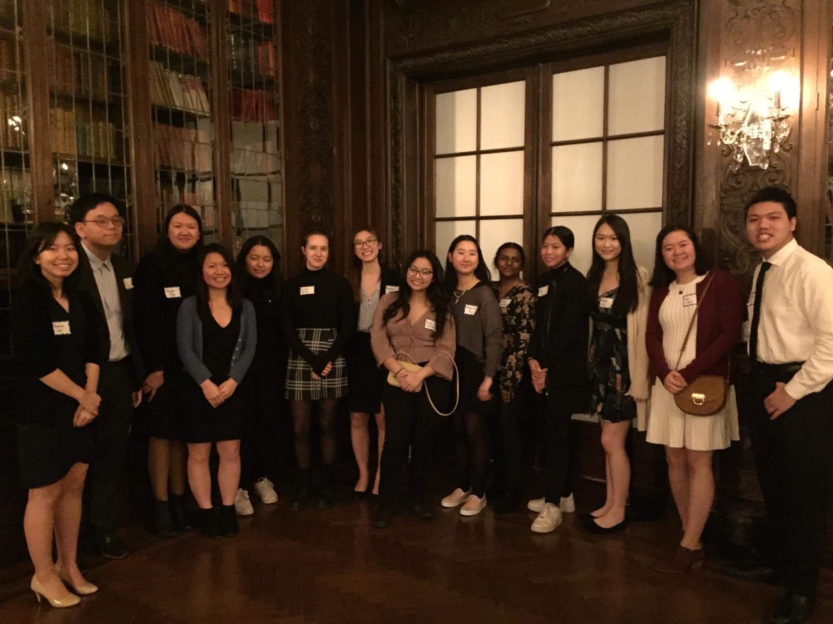 MrsHassam1's tweet photo. @ayjacksonss @DrJaneALee @msrgriffith    Presidents Dinner for 7 TDSB Key Club Schools hosted by Casa Loma Kiwanis.  Thanks to all Key Clubs for sharing your accomplishments.  Thanks to Kiwanis Casa Loma for the invitation. #KeyClub #Kiwanis #community #EastYorkKiwanis #CasaLoma https://t.co/zEpyDTw5Pz