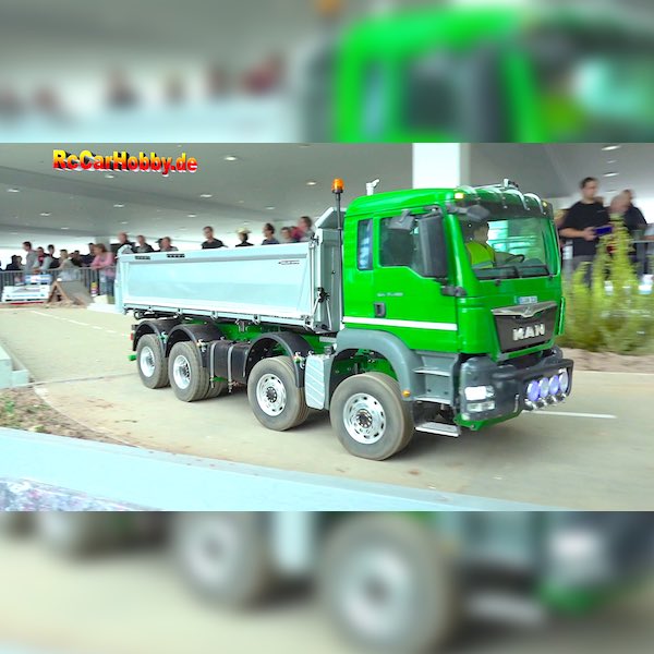 wwwRCCARHOBBYde's tweet photo. Full video 👉
https://t.co/MQJuGcXfe0
AMAZING R/C TRUCK ACTION at fair NUFAM 09'2019 p11
#rccarhobby #rccarhobbyde #rcfair #rcmodel #rcmodellbau
#rctruck #rcconstruction #rcconstructionmodels #rcconstructionsite #miniaturbaustelle
#constructionworld #rcmercedesarocs https://t.co/dAfTffbTzZ