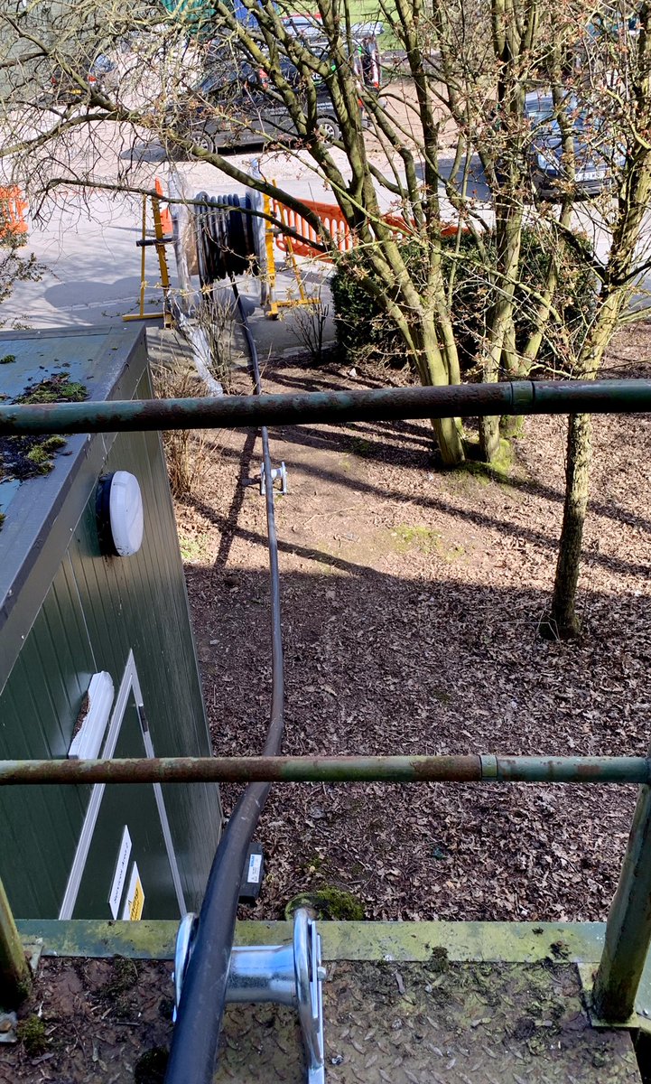 RangerElec's tweet photo. Busy day for the team today pulling in 90 metres of 240mm 4 core SWA &amp; 120mm earth. The cable weighed 1.4 tonnes &amp; took some pulling!

#Cable #NewInstall #Install #SubMain #TeamWork #Ladder #Electrician #Electricians #Cheshire https://t.co/T8F5yrY5Ko