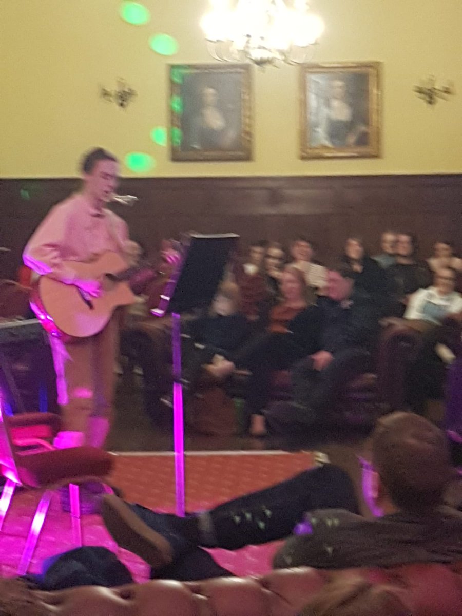 MusicHbk's tweet photo. Fabulous evening so far at Glastonbrooke Unplugged!! #hbkproud https://t.co/r0ZDXFZzmW