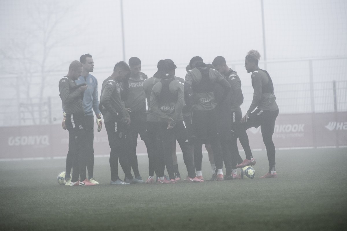 AS_Monaco_BR's tweet photo. "E se quiser saber pra onde eu vou. Pra onde tenha Sol. É pra lá que eu vou" 🎶

Ok, sabemos que o Jota Quest não tá por aqui ☁️☁️ https://t.co/UhXLy4zCtG