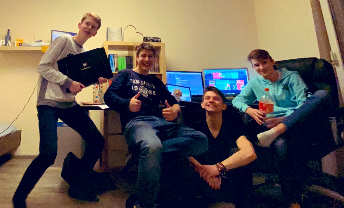 jokue2002's tweet photo. We did it (somehow)...
#ReplyChallenges #ReplyChallenge #ReplyCodingChallenge @Reply_DE @PatrickLeonhar6 https://t.co/zhqDEuvCM7