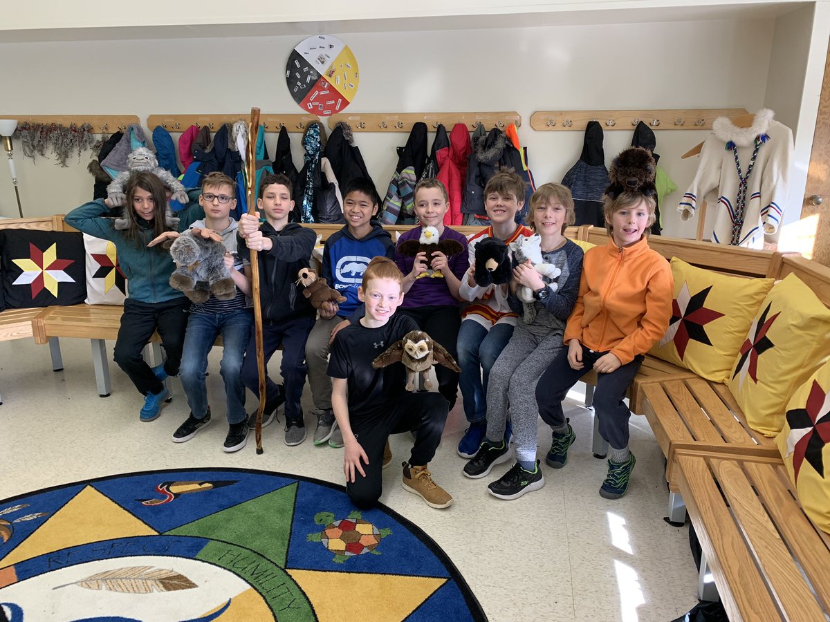 AdrienneDando's tweet photo. Great morning of learning with Mrs B from the LRSD Indigenous Enrichment Team. We got the chance to find out about the history of hydro projects in Manitoba and explore all the wonderful artefacts and items on display @marionLRSD #SageCreekLRSD #ESCSMastery https://t.co/1kws3sUPeD