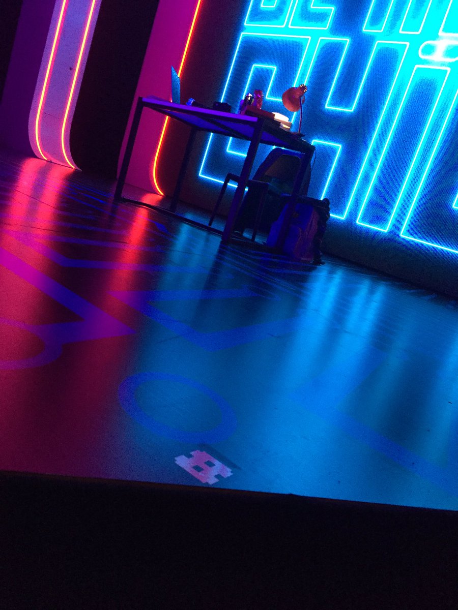 PhilipLeary3's tweet photo. Really enjoyed @BeMoreChill it was a fantastic show and the cast were brilliant, highly recommend watching it!! #BeMoreChill https://t.co/fueEfHDUvg