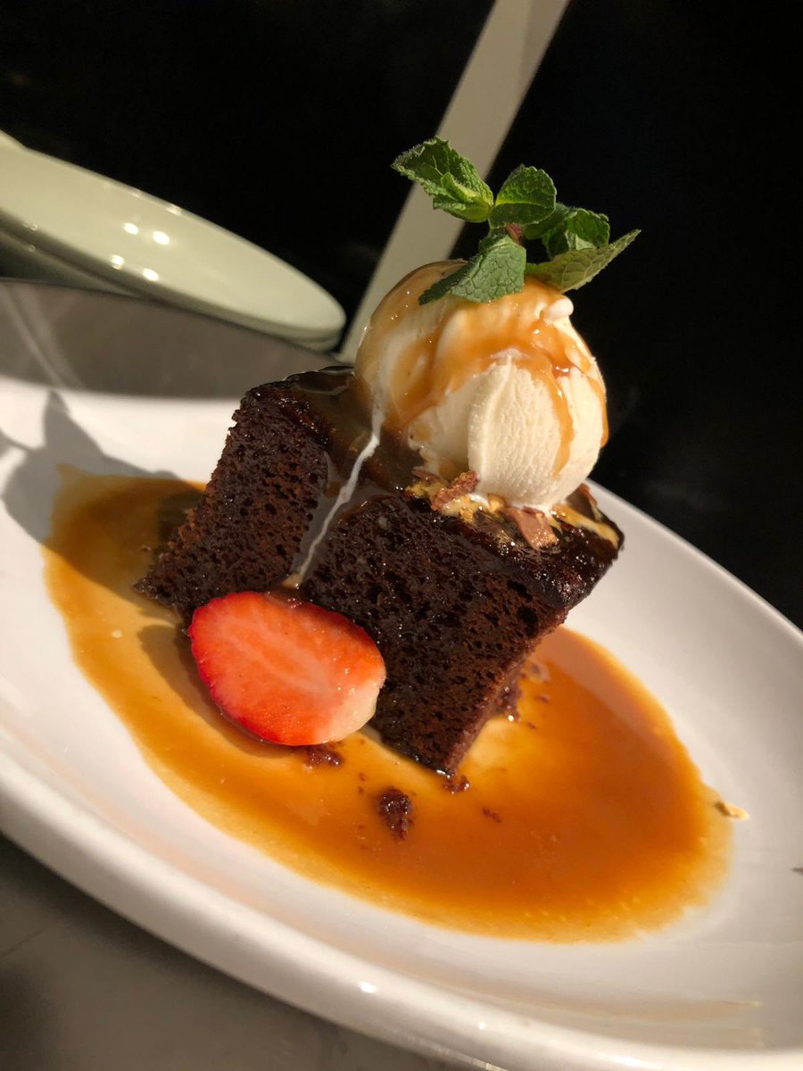 The perfect gift for Mother’s Day: a night at Babucho for Wine Down Thursday ❤️ With two courses for just £14.95 AND half price wine between 6pm and 10pm, Babs is the place to be! 🍷