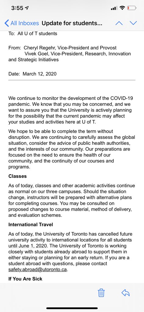 naheedzzz's tweet photo. #UofT: “We’re here to update you that you still have class 😊” 

#UofTears https://t.co/u8KDKWsPw3