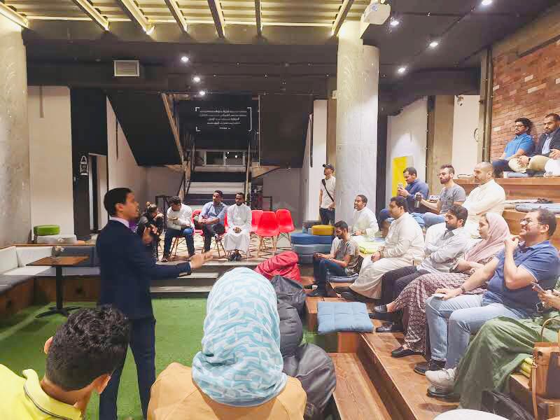 Al_Ghanmi_'s tweet photo. This week we had the honor to host a great speaker Dr.Hashim.

A real Late night entrepreneur!!!

Thanks for sharing your story and your experience.

And thanks for the Unforgettable presentation 😄!!

@lneacademy @AbdoomJiffry @hashimooto https://t.co/24CIUEBCM8