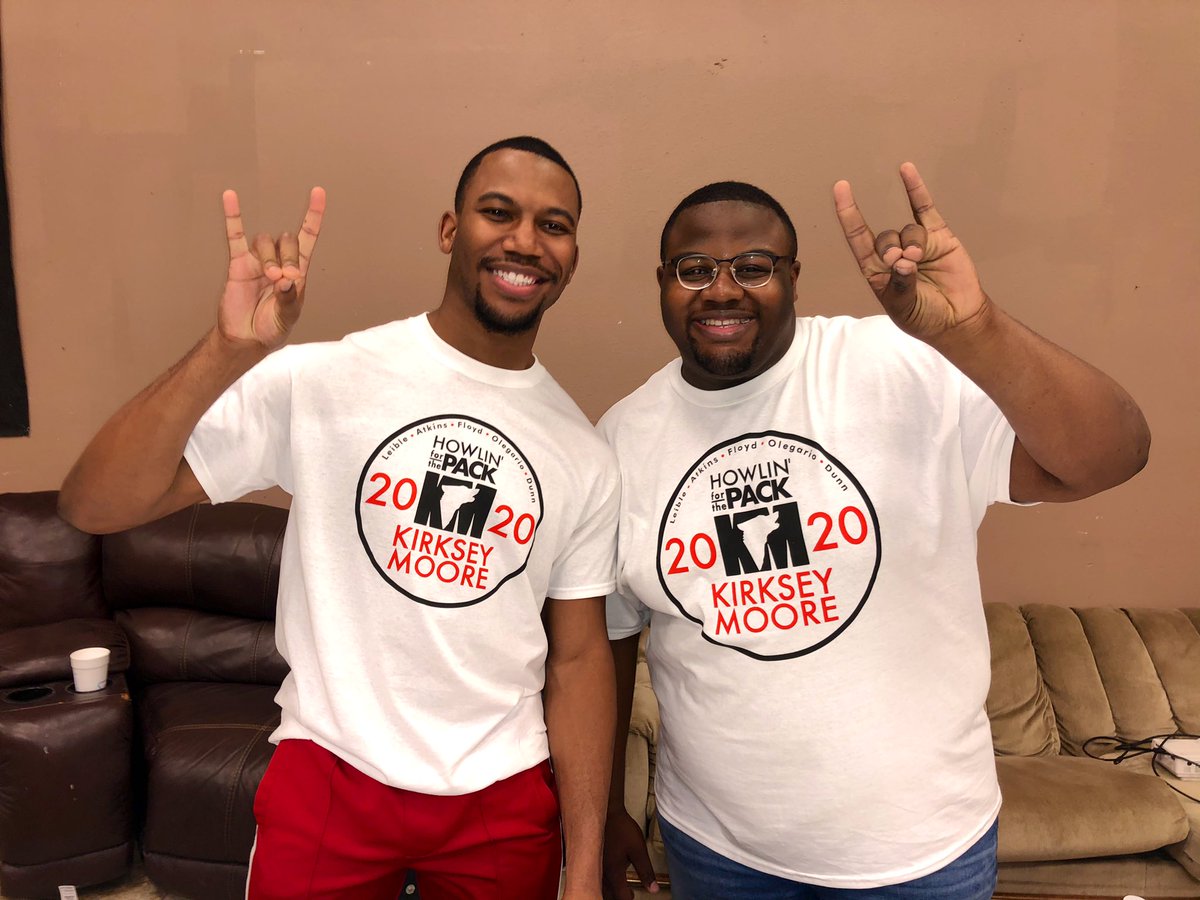 KirkseyMoore20's tweet photo. We are howlin for YOU! Make sure you head over to @KirkseyMoore20 on Instagram to give us a follow. 🐺🆙❤️ #HowlinForThePack https://t.co/wlVpQH4O44