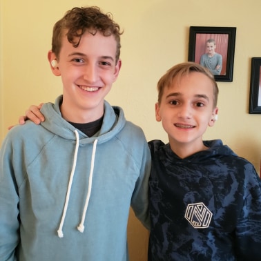 OneEarOut's tweet image. #OneEarOut is SAVING LIVES! Please READ &amp;amp; SHARE this amazing story: bit.ly/2WaYKii #TuneInToLife