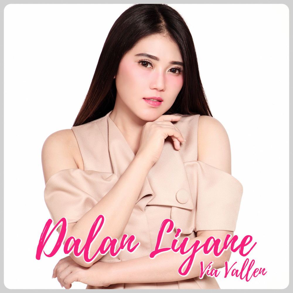 Denbang995FM's tweet photo. βΆοΈ @Yessy_bintang89 #MeranaKarenaJomblo
||@NAGASWARA_ID
βΆοΈ @ViaVallen01 #DalanLiyane
βΆοΈ @royricardo #LuHalu Koplo
[@WarnerMusicID
βΆοΈ @JihanAudyReal #PasSayangSayangE
[@harparecords
#JuraganDangdut
#JumatBerkah 13.03.2020
#NitipGoyangDong ASIK
Host @Ditha_RDB
MD: @KiaHarvesya https://t.co/ytnusivUdc