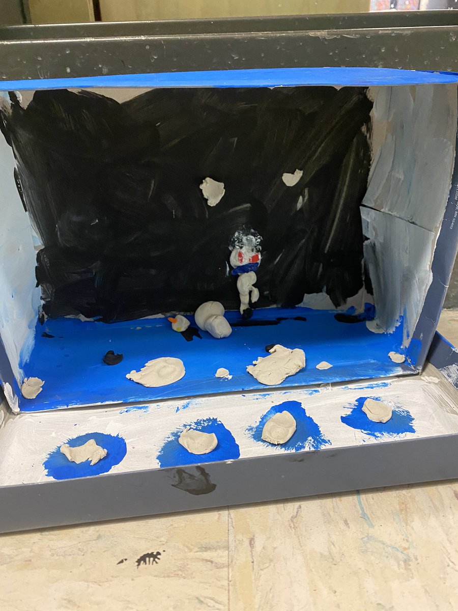 Seusserrific's tweet photo. My first graders read a book about animal habitats and they chose an animal to research.  They created these wonderful dioramas to show the habitat for their animal.  They were so proud to share these with the class!@Seusserrific @obgSTARS #oneCCPS #gatespride https://t.co/dsCJ7UWqAp