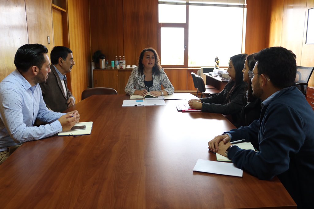 MDSLosLagos's tweet photo. ¡GRAN NOTICIA! @MuniQuemchi una de las comunas con mayor pobreza multidimensional 🤝gracias a gestión @MDSLosLagos recibirá transferencias tecnológicas para optimizar gestión municipal con GSL, apoyo domiciliario adultos mayores, habitabilidad y plan de intervención #IslaTac 🙌🏻 https://t.co/srrVbwxk5u