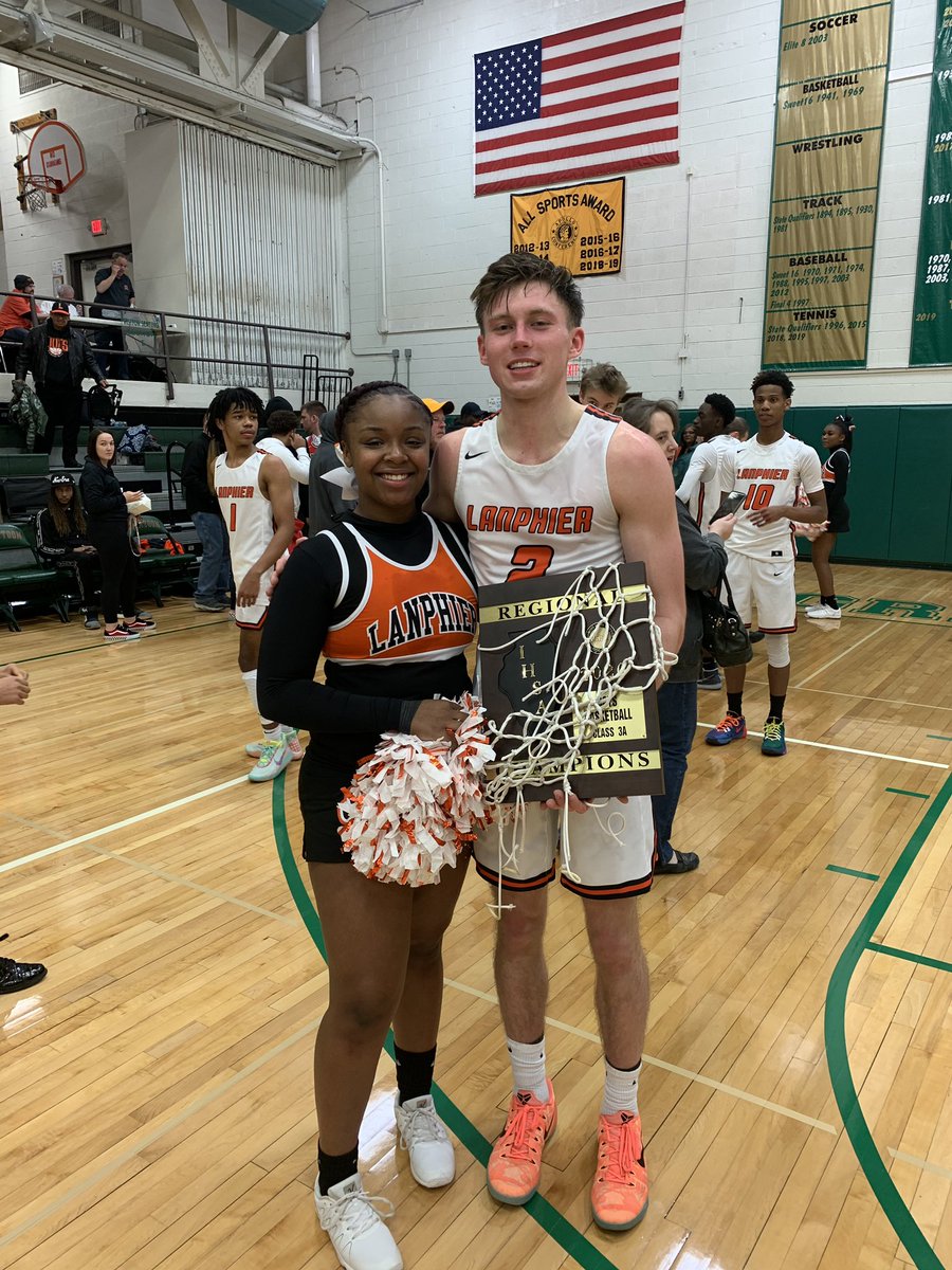 What a crazy 4 years it’s been. Through all the adversity I wouldn’t trade it for the world. Life’s gonna throw you obstacles, but what defines a person is how they persevere. I can’t thank my teammates and coaches enough. Everything good must come to an end. #BON4EVER