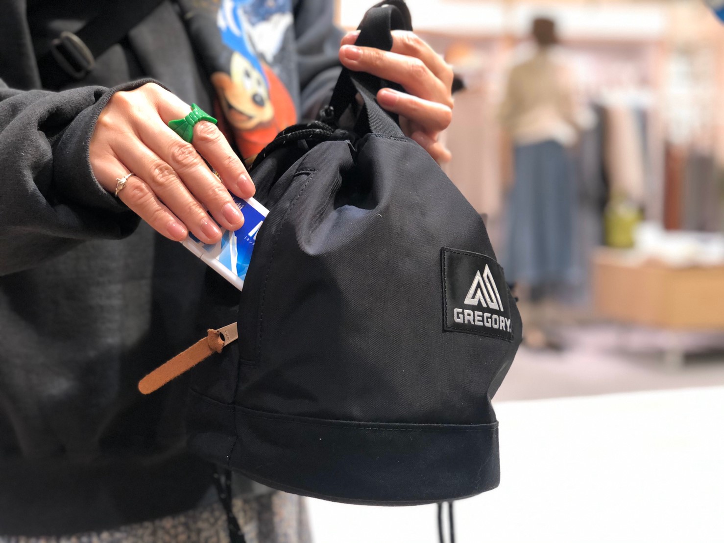 ルミネ北千住 6f グレゴリー 遊び心のある巾着bag チンチバッグ が登場 いつものコーデに抜け感とレトロ感が出せちゃいます ぜひ店頭で合わせてみてください 税込6 050円 T Co Yiukczwd6s Twitter