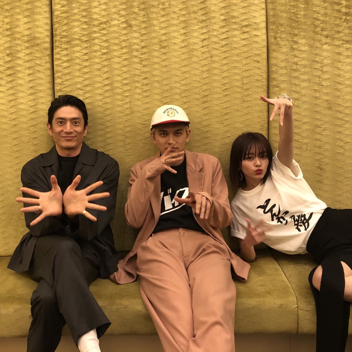 北村匠海 俳優 Dish 動画像 En Twitter 金髪短髪 北村匠海 俳優 元子役 歌手 ダンスロックバンド Dish ギターボーカル リーダー 映画 とんかつdjアゲ太郎 山本舞香 伊勢谷友介 金髪 短髪 東京リベンジャーズ 花垣武道 画像 T Co 北村匠海 俳優 Dish 動画像 En Twitter 金髪短髪 北村匠海 俳優 元子役 歌手 ダンスロックバンド Dish ギターボーカル リーダー 映画 とんかつdjアゲ太郎 山本舞香 伊勢谷友介 金髪 短髪 東京リベンジャーズ 花垣武道 画像 T Co