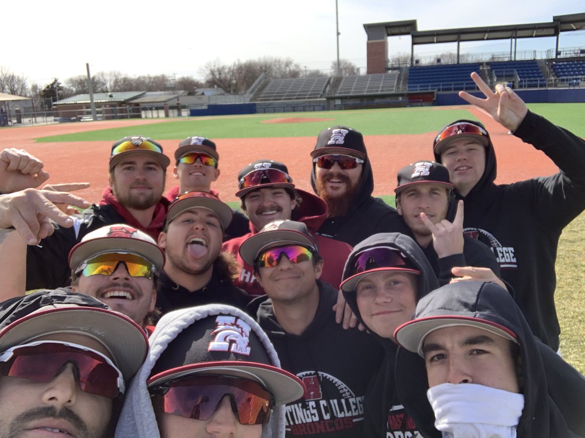 CoryKoranda's tweet photo. *entire country shuts downs for coronavirus*

HC Baseball: practice @ 4 we got a game tomorrow #dawgsdontgetsick #joose #hcdoesthat @NAIABall https://t.co/4AIQ3aIpJC