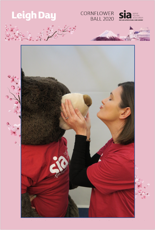 spinalinjurylaw's tweet photo. Uh-oh the bear seems to have got his second wind! @spinalinjuries #Cornflowerball2020 #SIAtogetherinisolation https://t.co/QgQOj2W3F9