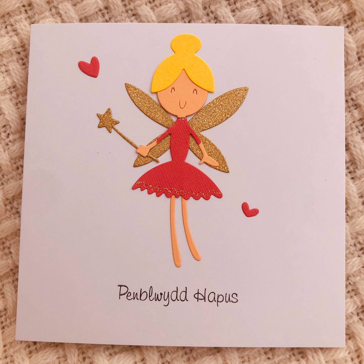 Cofiwch bod cardiau ar gael at bob achlysur gan Annest Glyn!
Ar gael trwy gydol y flwyddyn!
£1.50
Elw i gyd yn mynd at Gronfa Leol Eisteddfod Llyn ac Eifionydd 2021.
Gellir danfon / gasglu'n lleol/ Neu os talu ychydig mwy byddwn yn gallu postio.
Rhif Cyswllt: 07584862843