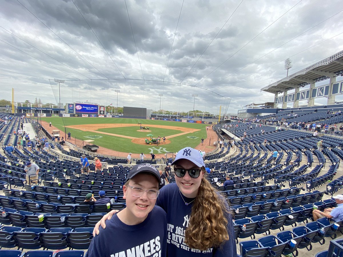 HBMomof2's tweet photo. Even more thankful for this memory from Tuesday. #unbelievable #CoronavirusPandemic #nomorebaseball https://t.co/yExRMTvu6z