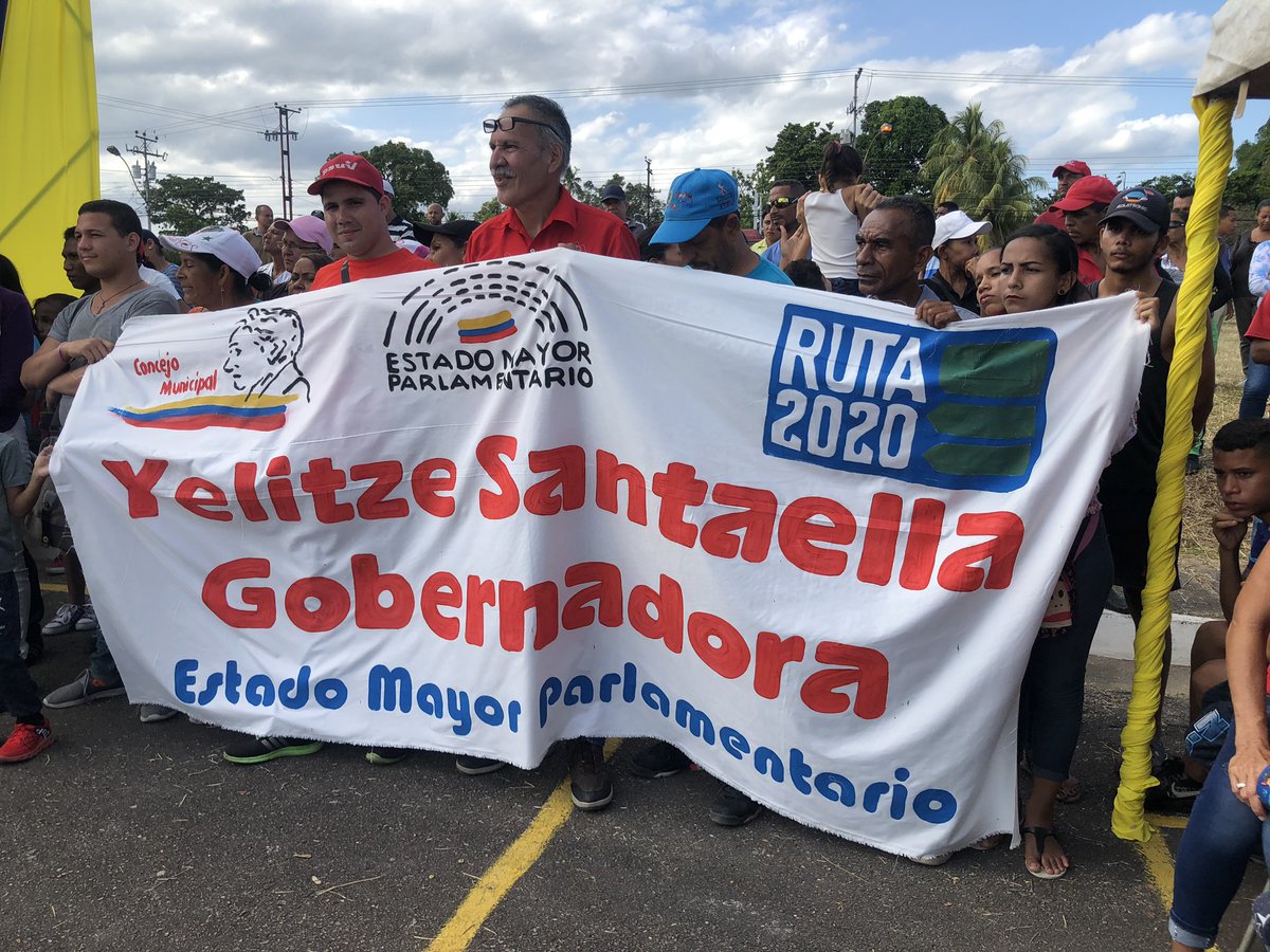 yelitzePSUV_'s tweet photo. Ahora como parte de las acciones del Estado Mayor Parlamentario, en el sector Güire I de #Caripito, celebramos una asamblea popular en la que entregamos 334 títulos de vivienda y 10 títulos de tierra. 

#Ruta2020 https://t.co/cUK8onVWVd