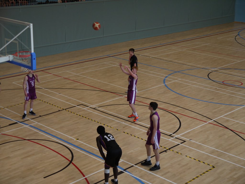 WHS_SSOS's tweet photo. 🏀The Open Boys are also SCOTTISH CUP FINALISTS 2020 after beating a spirited @ShawlandsAcad 95-61 and now play @NorthBerwickHS in the final. Pleasing to see Callum, Piper &amp; wilsy all in double figures to combine with today’s MVP Jack Hencher’s game high 32pt return! 🔥 https://t.co/jLP6ULmJgf