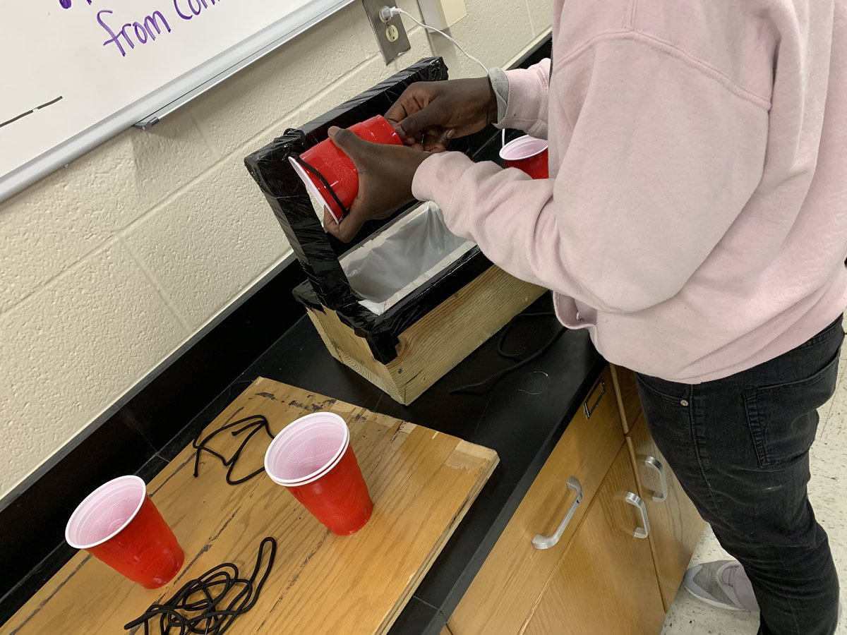 BannermanAlicia's tweet photo. PHS Science! They did a great job designing and making revisions for their planters. https://t.co/DHbps59fU6