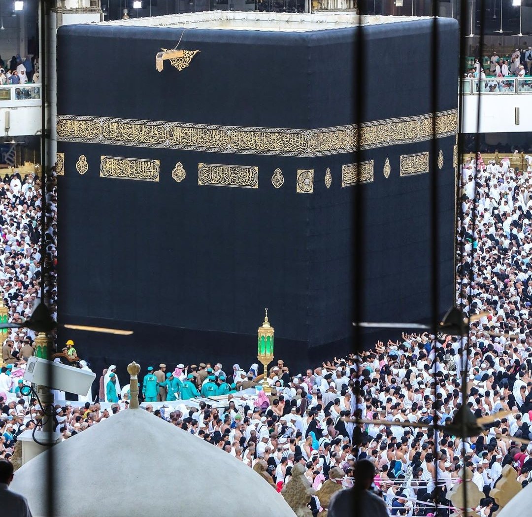 arslanhuseyinn's tweet photo. Sahibi ALLAH olanın sırtı yere gelmez ☝🏼 https://t.co/E6DgFZ6MOo